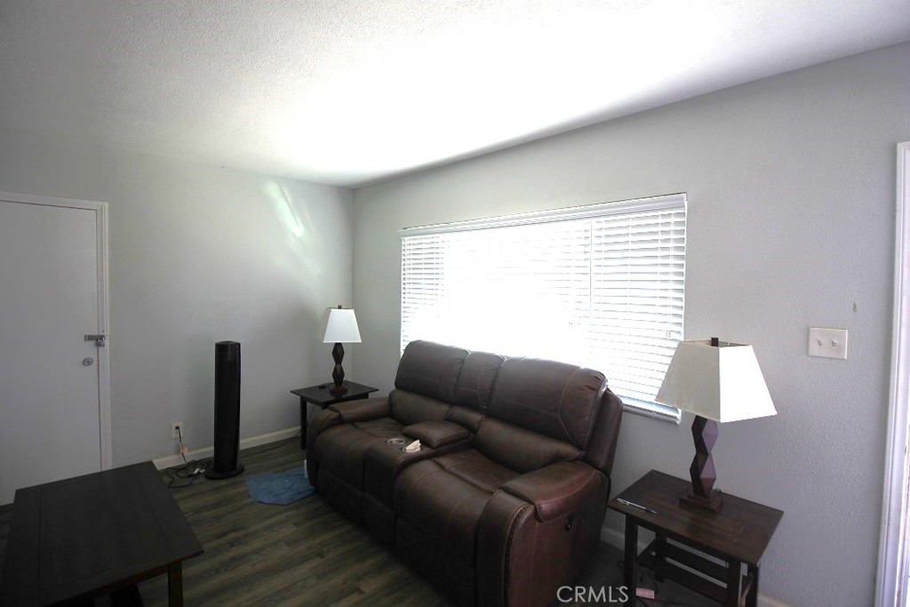 34262 Paris Street Property Photo 5
