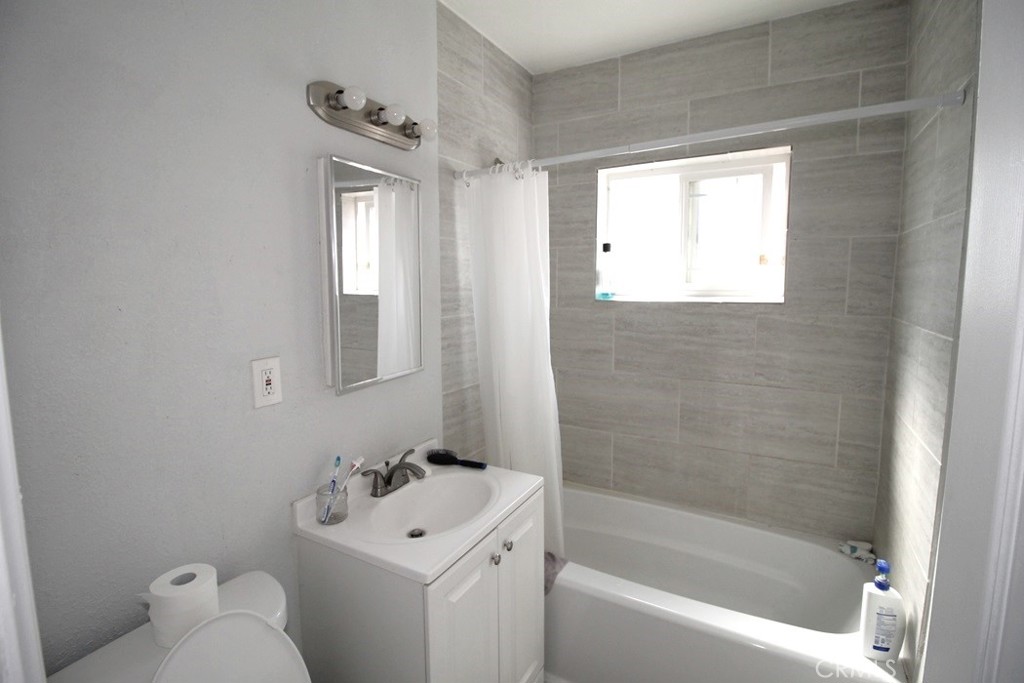 34262 Paris Street Property Photo 24