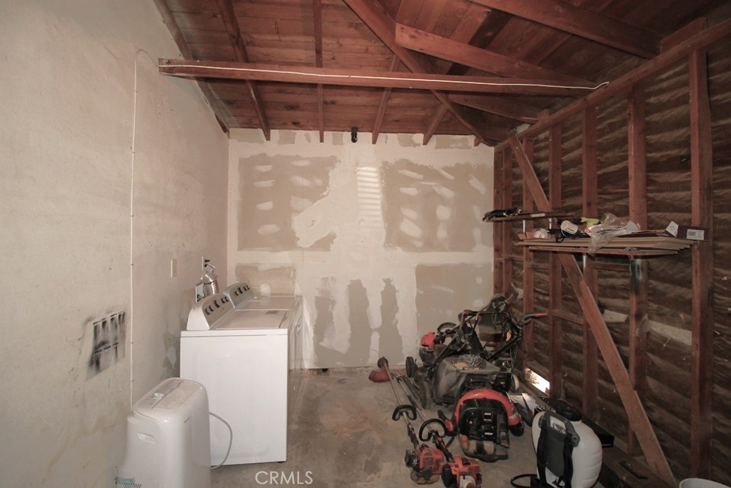 34262 Paris Street Property Photo 26