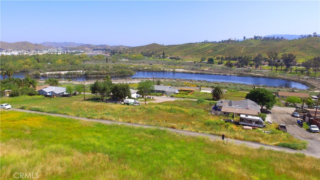 3783304 Turnbull Avenue Property Photo 1