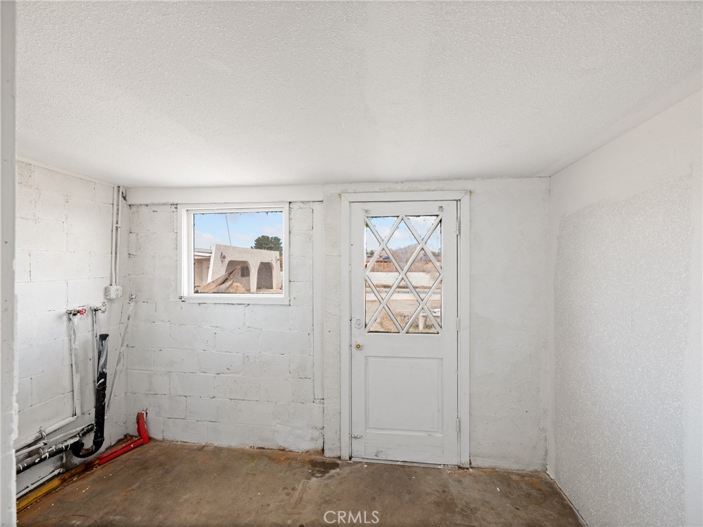 14950 Dakota Road Property Photo 14