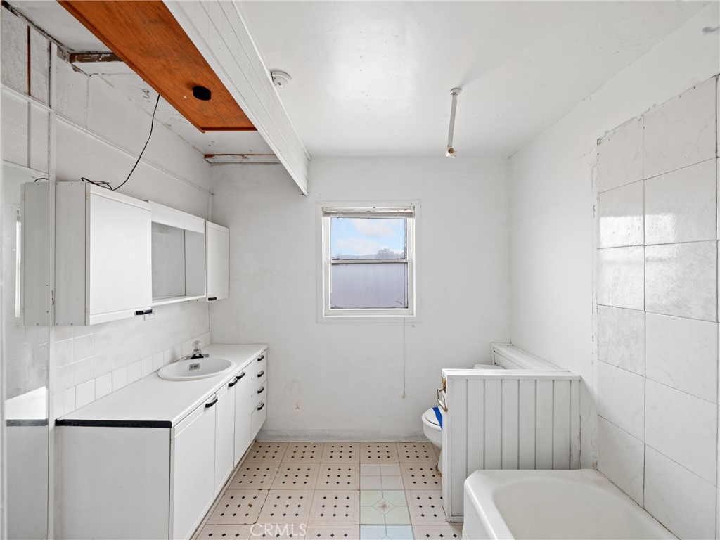 14950 Dakota Road Property Photo 22