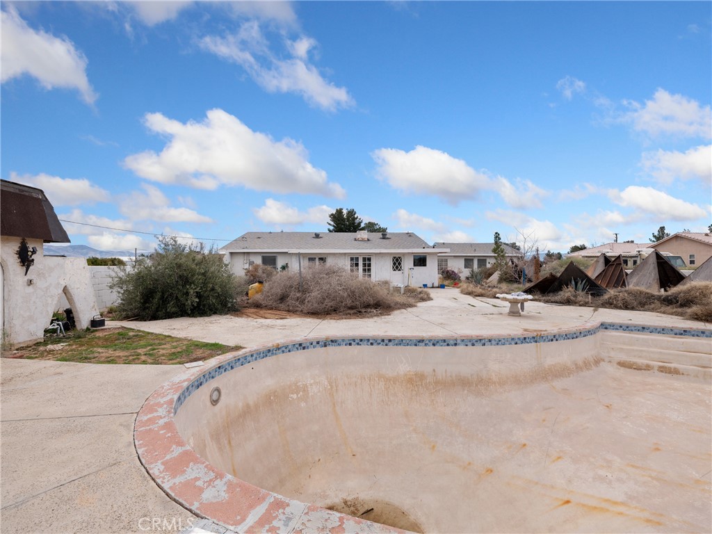 14950 Dakota Road Property Photo 32