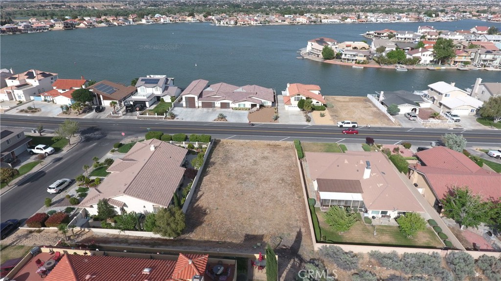 13800 Spring Valley Property Photo 4