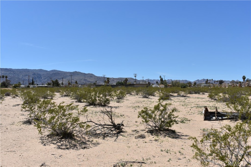 0 07 Morongo Road Property Photo 5