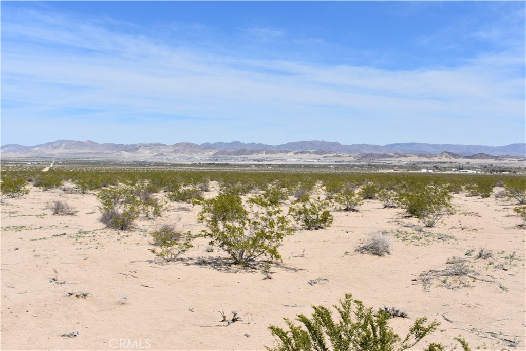 0 07 Morongo Road Property Photo 16
