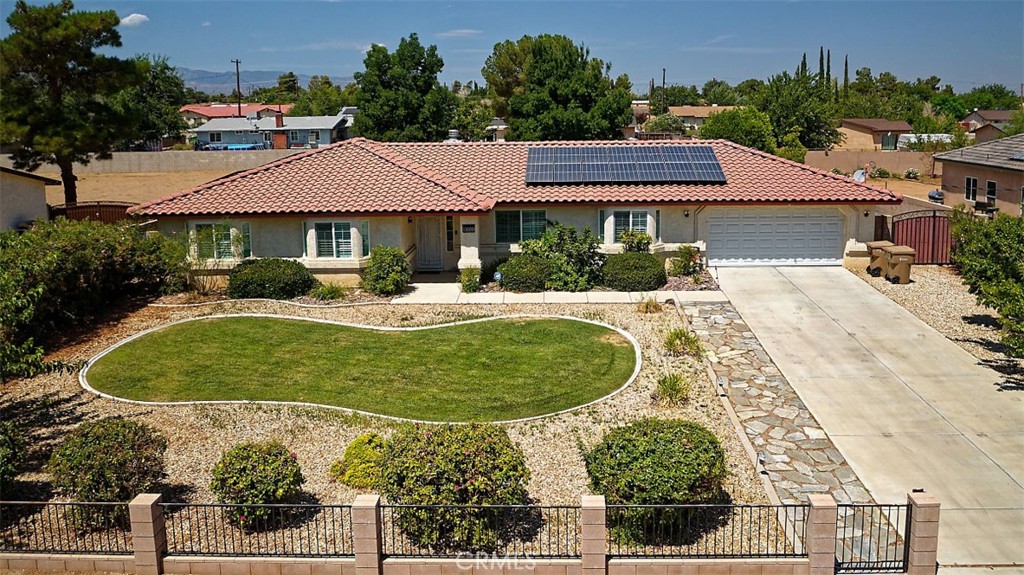 11050 Redwood Avenue Property Photo 1