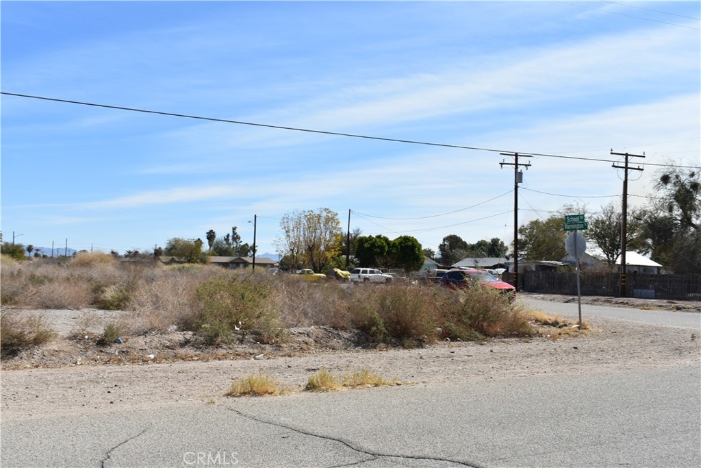 87227402 3 Broadway Property Photo 2