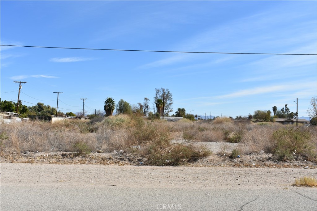 87227402 3 Broadway Property Photo 4