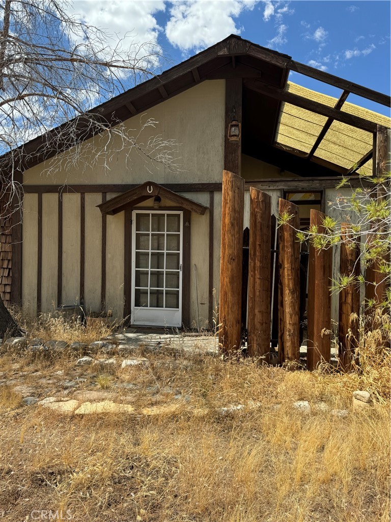 524 Smoke Tree Road Property Photo 1