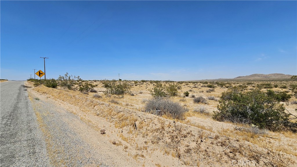 1 Buckhorn Trail Property Photo 1