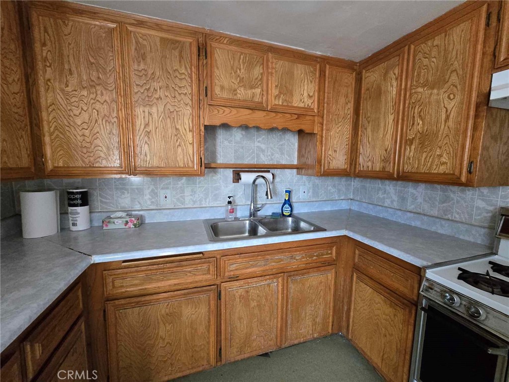 36614 Leona Street U1-2 Property Photo 8