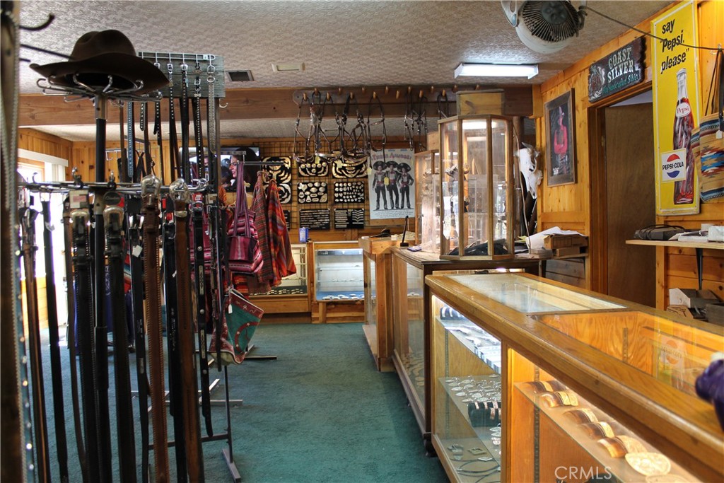 521 W Big Bear Boulevard Property Photo 3