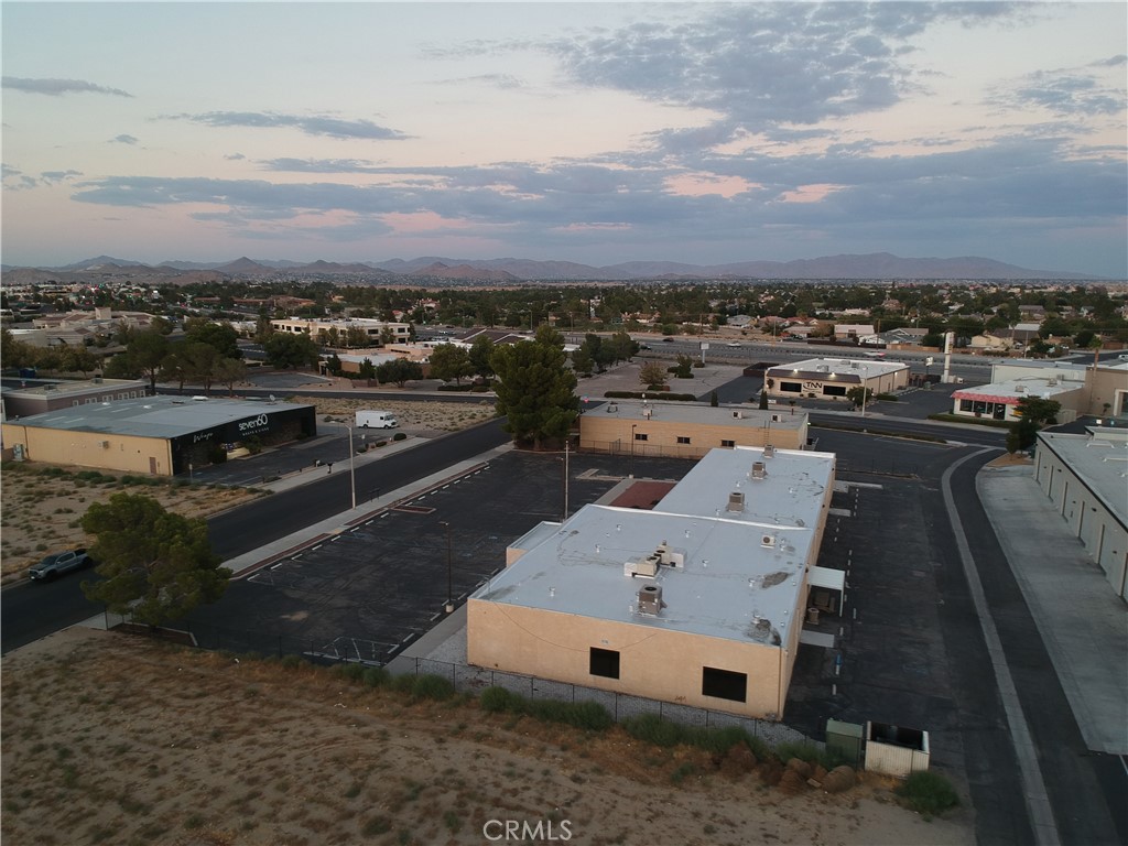 15419 Cholame Road Property Photo 3