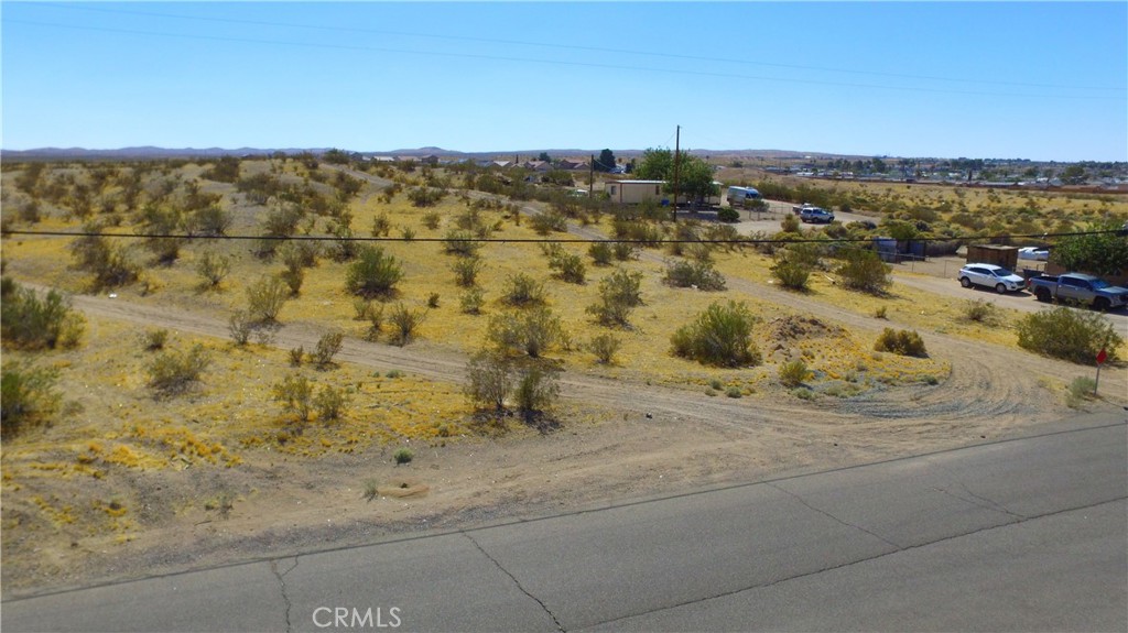 42424148 Armory Road Property Photo 4