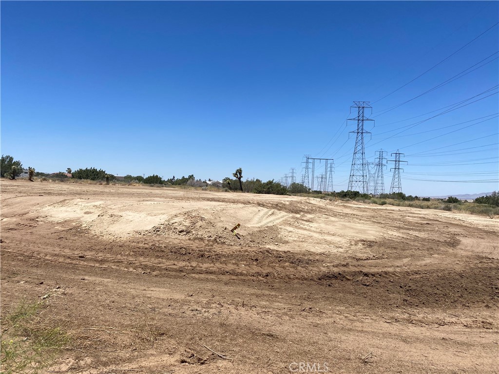 14288 Cactus Street Property Photo 7