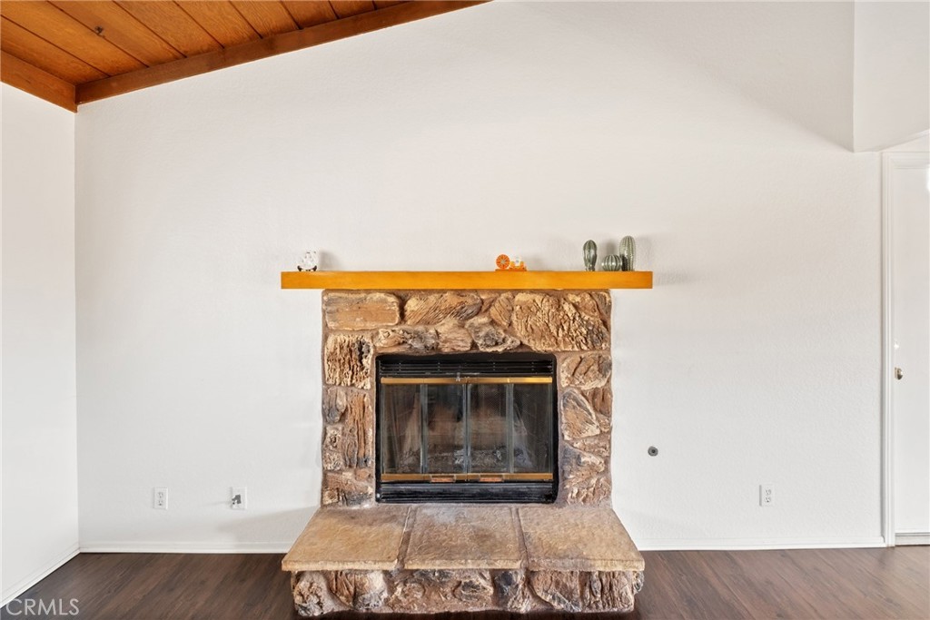 16341 Fremontia Street Property Photo 7