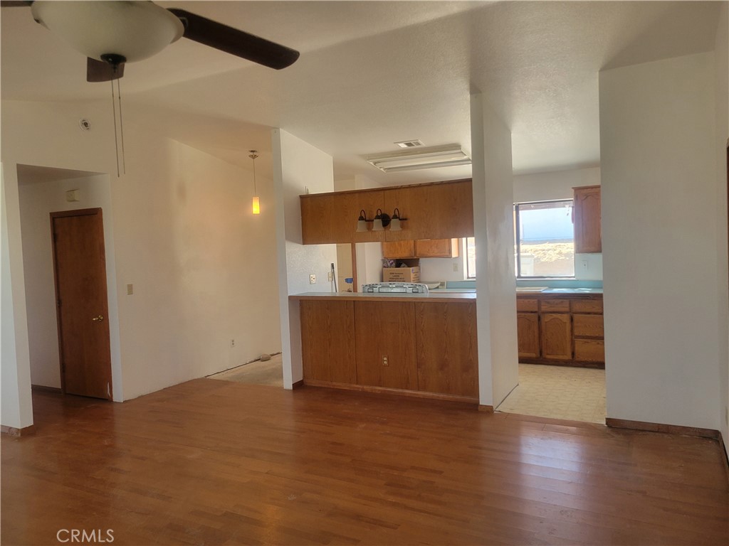 15561 Greenwood Street Property Photo 3