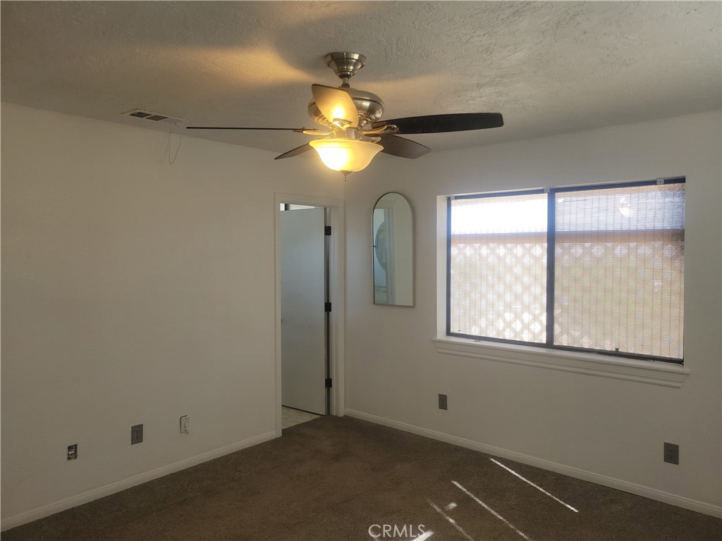 15561 Greenwood Street Property Photo 10