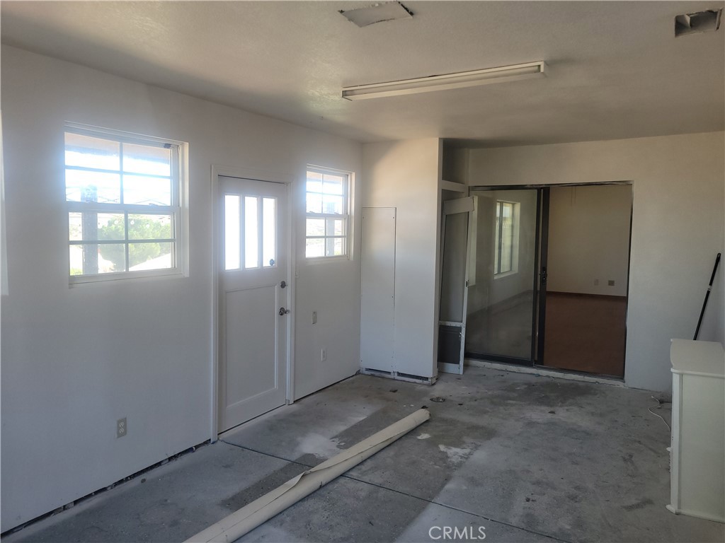 15561 Greenwood Street Property Photo 13