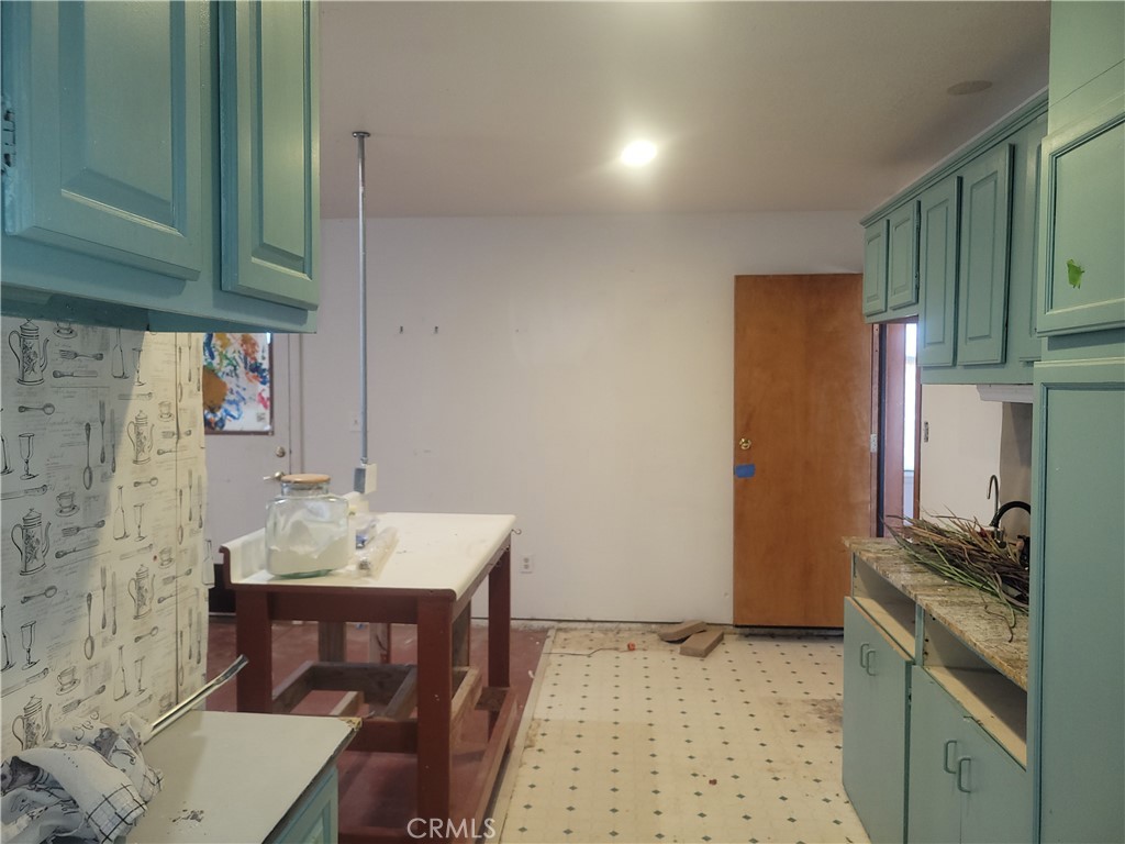 15561 Greenwood Street Property Photo 17