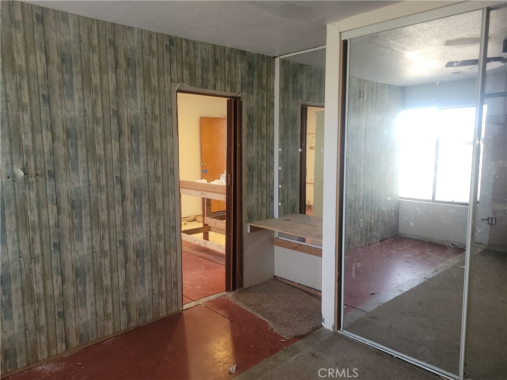 15561 Greenwood Street Property Photo 20
