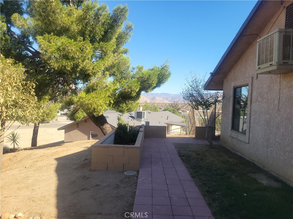 15561 Greenwood Street Property Photo 25