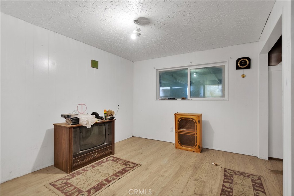 20720 Chickawill Road Property Photo 4