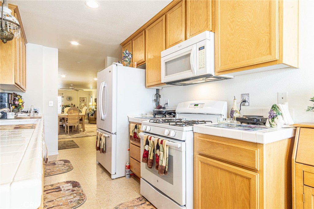 19046 Stoddard Way Property Photo 14
