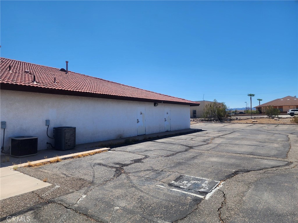 1300 Bailey Avenue Property Photo 2