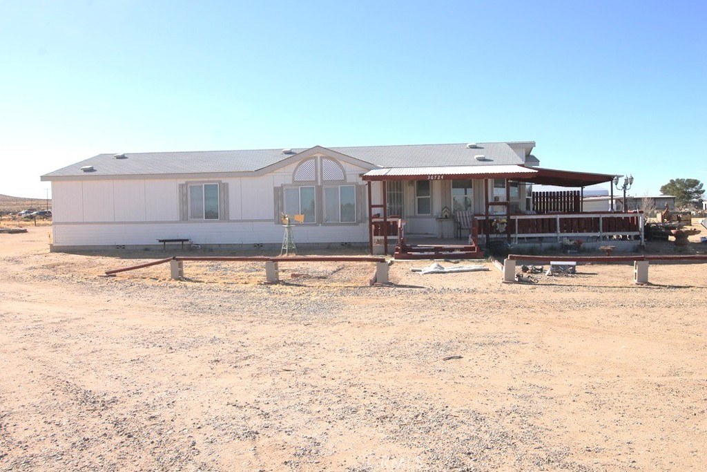 36724 Indian Wells Road Property Photo 1