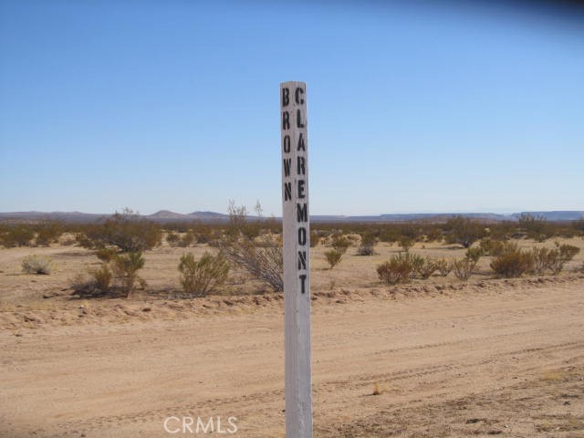 5007 BROWN Boulevard Property Photo 1