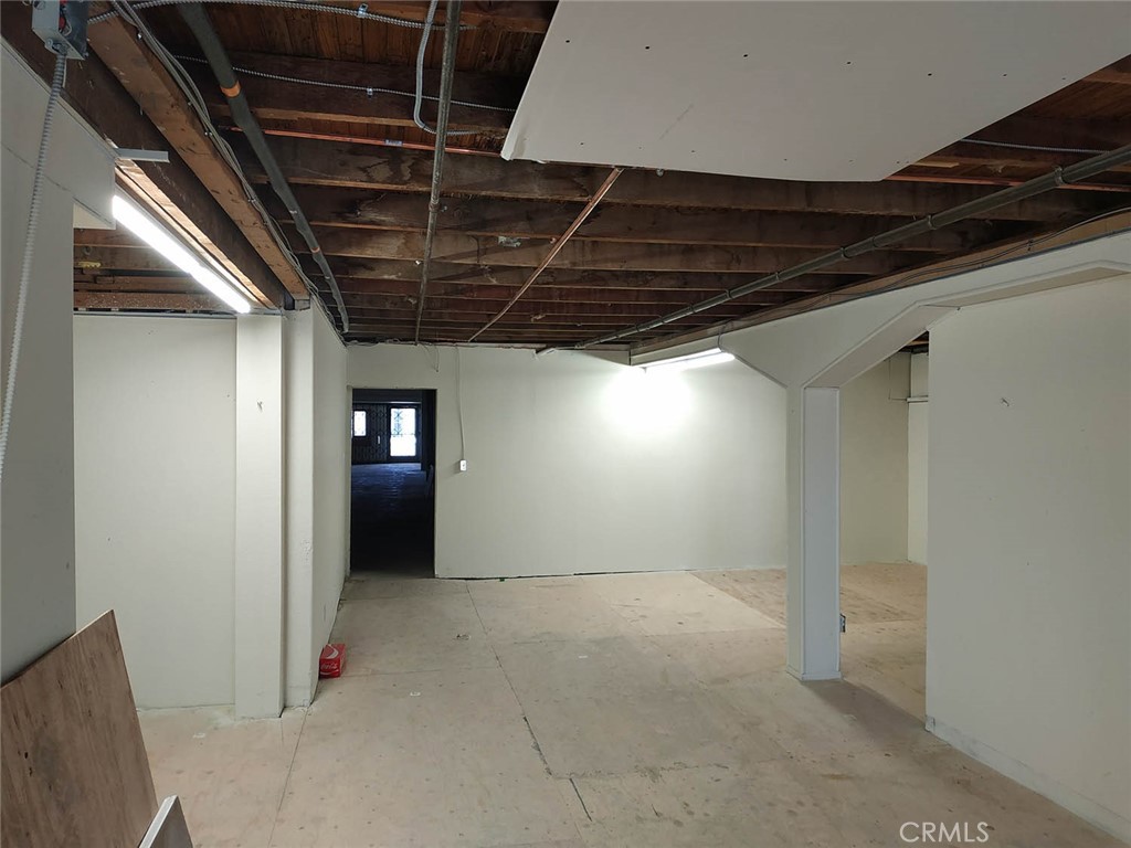 139 W Main Street Property Photo 4