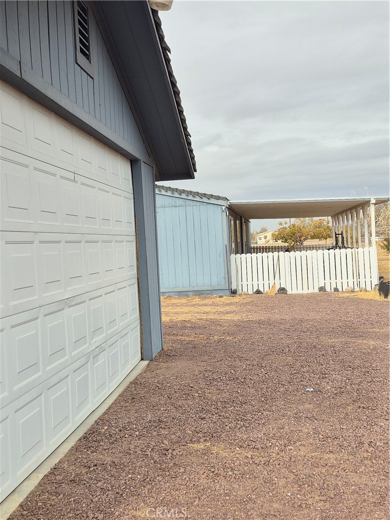 35946 Newberry Road Property Photo 6