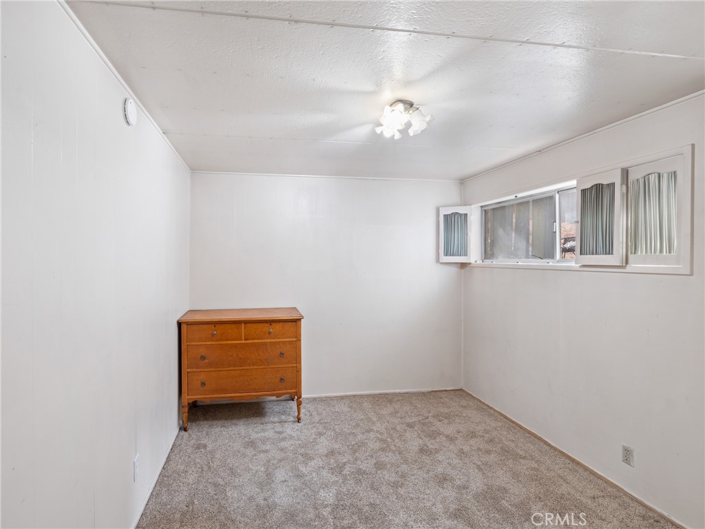 22835 Waters Drive Property Photo 15