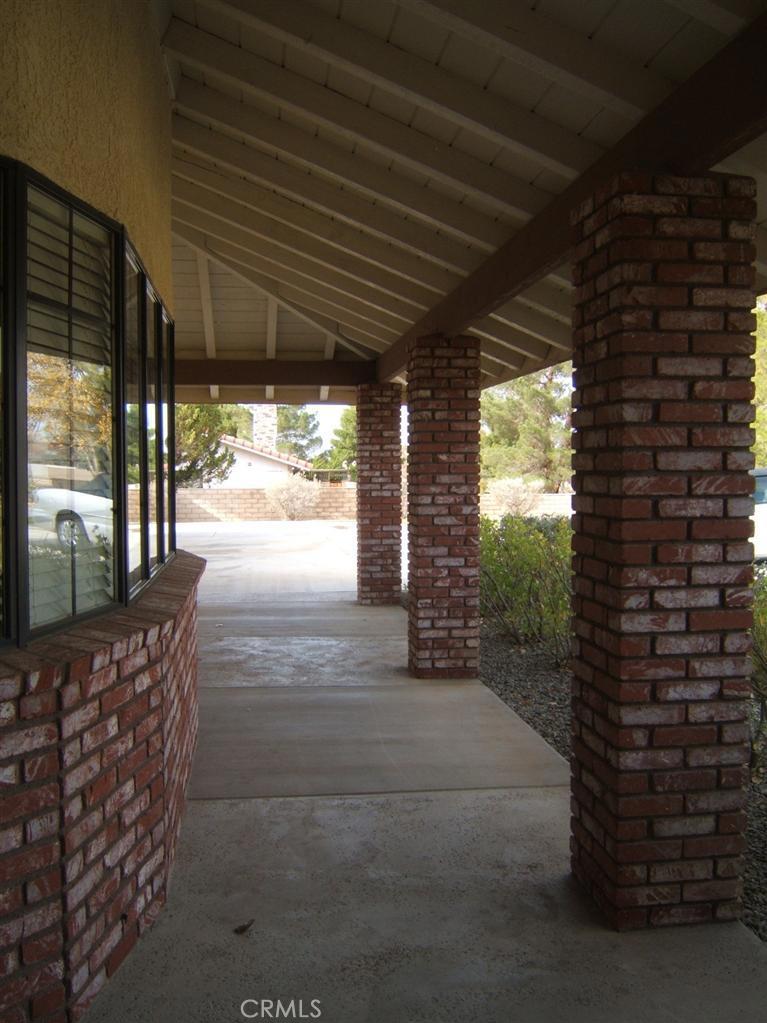 20139 Chickasaw Road Property Photo 4
