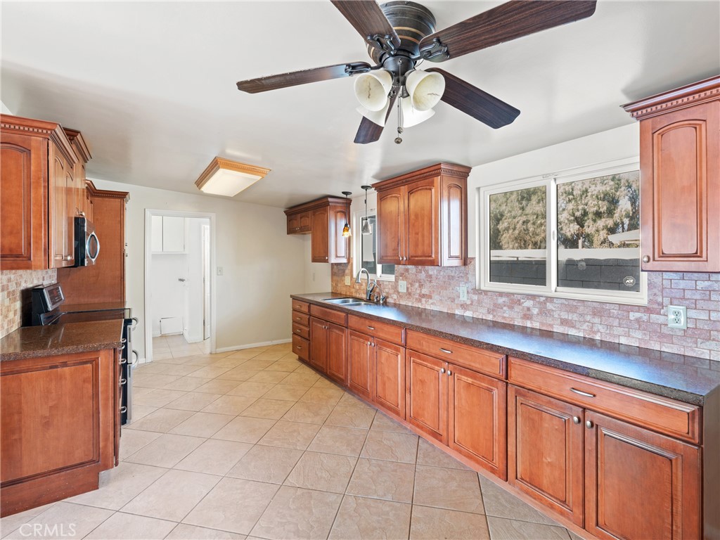 25642 Weaver Road Property Photo 7