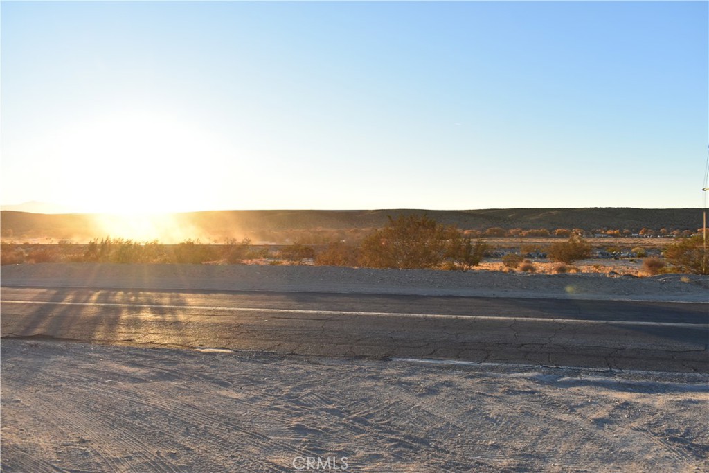 0 National Trails Highway Property Photo 6