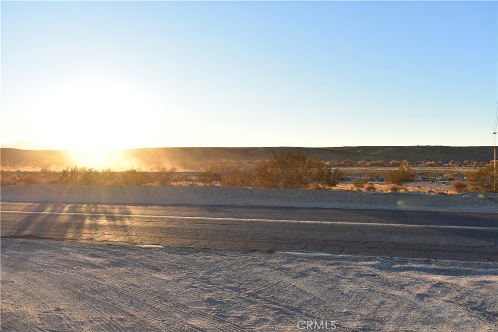 0 National Trails Highway Property Photo 6