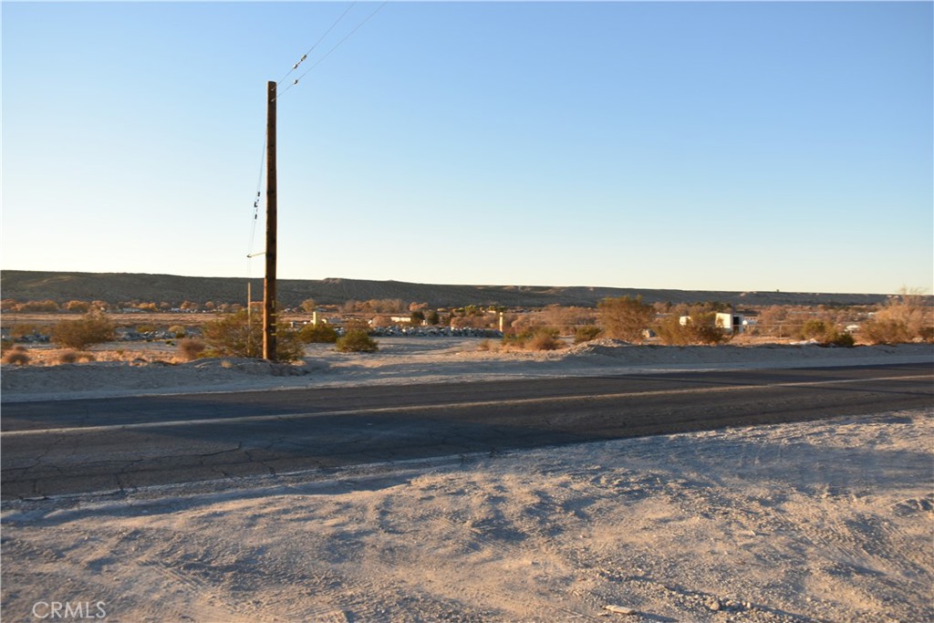 0 National Trails Highway Property Photo 10