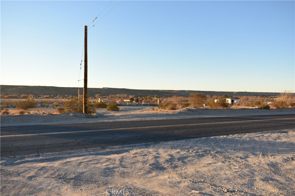 0 National Trails Highway Property Photo 10