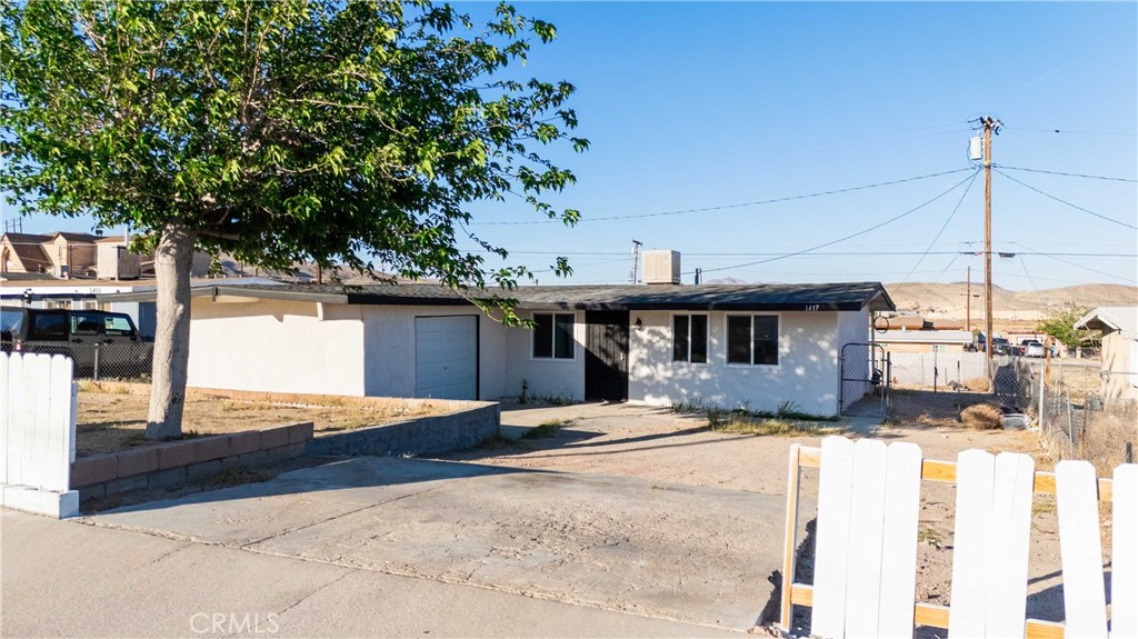 1417 Mesa Drive Property Photo 1