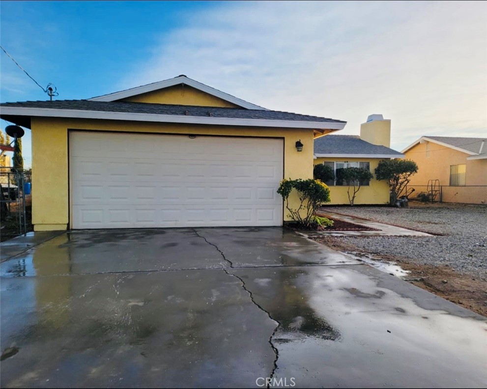 10907 Bartlett Property Photo 1