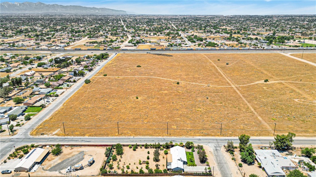 0 Santa Fe Avenue Property Photo 10