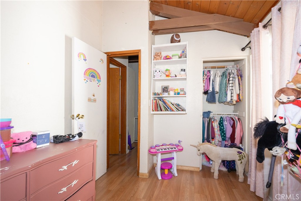 23354 Crest Forest Drive Property Photo 12