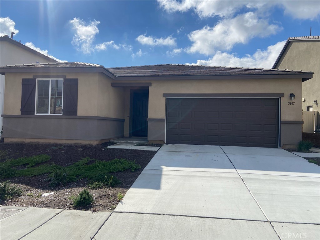 3847 W Bodega Way Property Photo 1