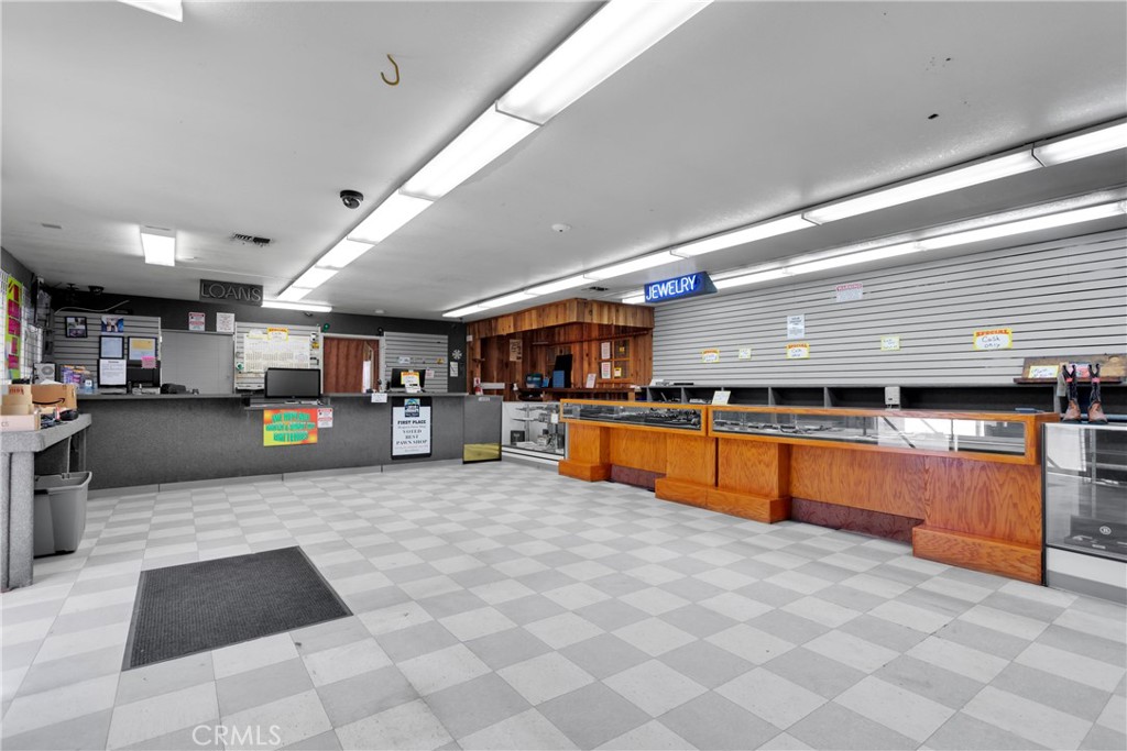16412 Yucca Street Property Photo 11