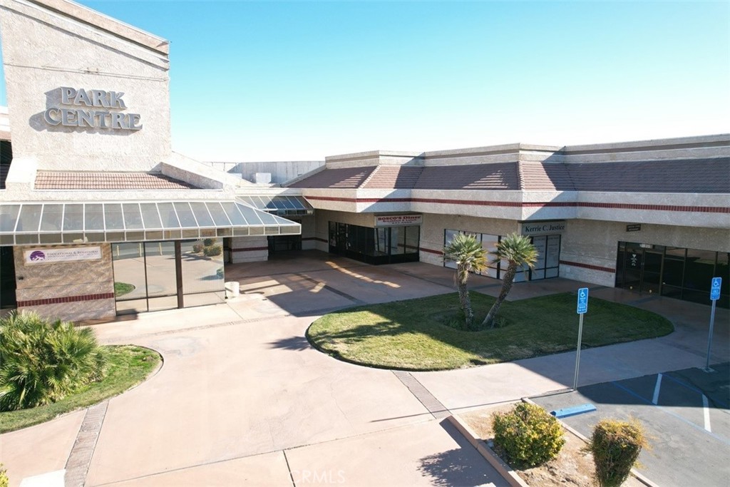 15429 Anacapa Road Property Photo 3