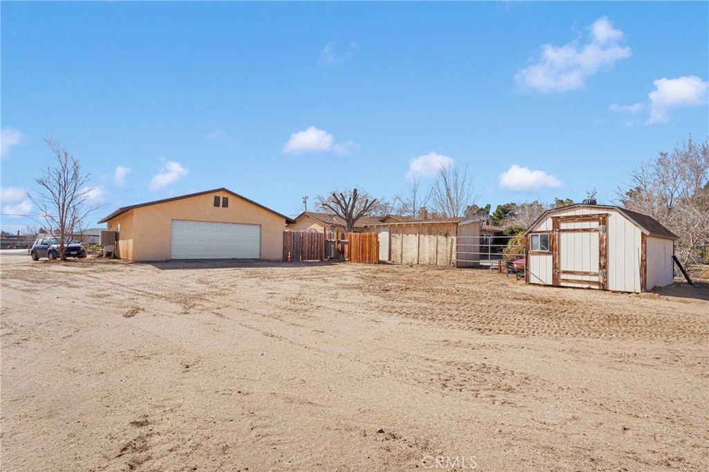 17694 Fresno Street Property Photo 32