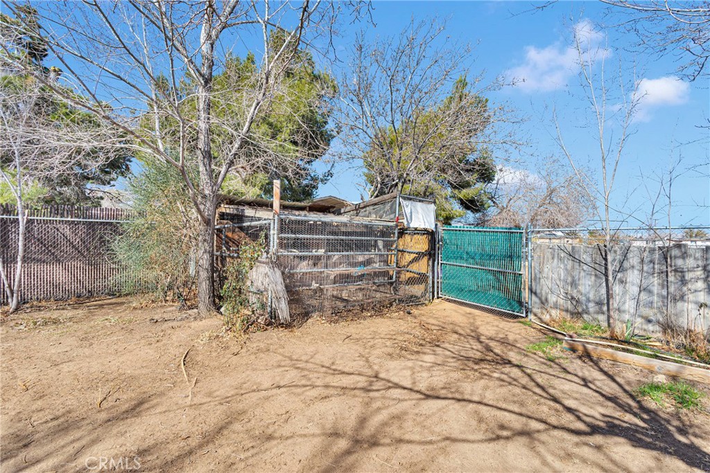 17694 Fresno Street Property Photo 43